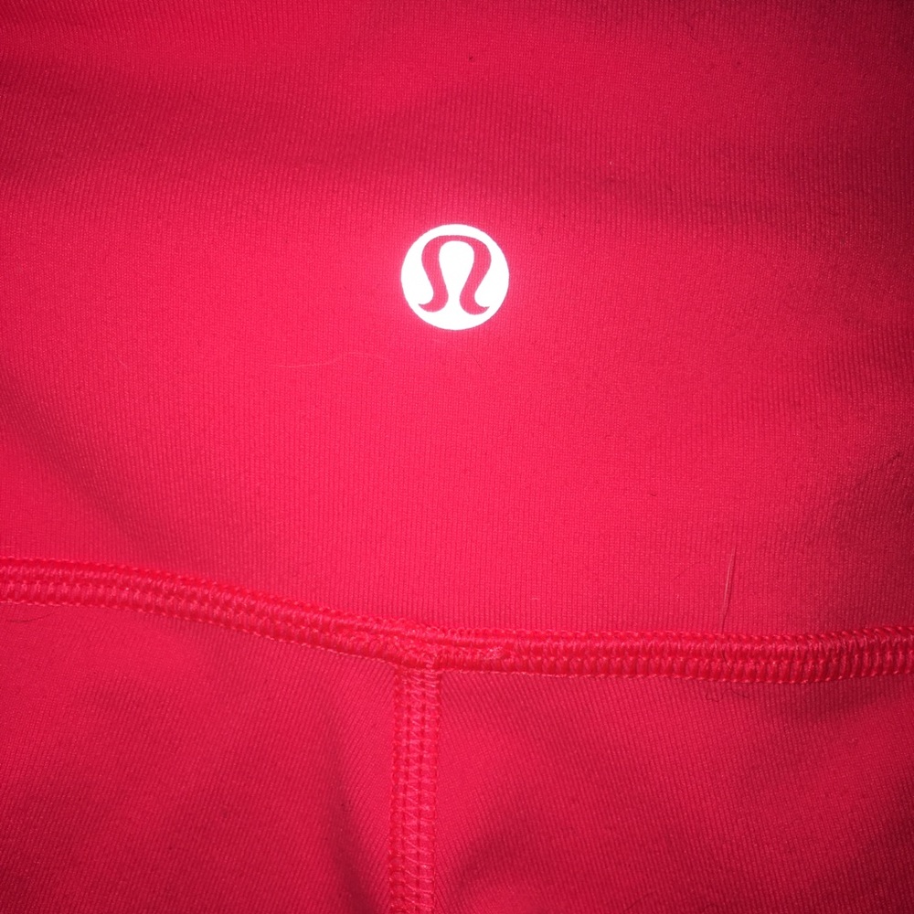 lululemon athletica hot pink wunder unders size 8